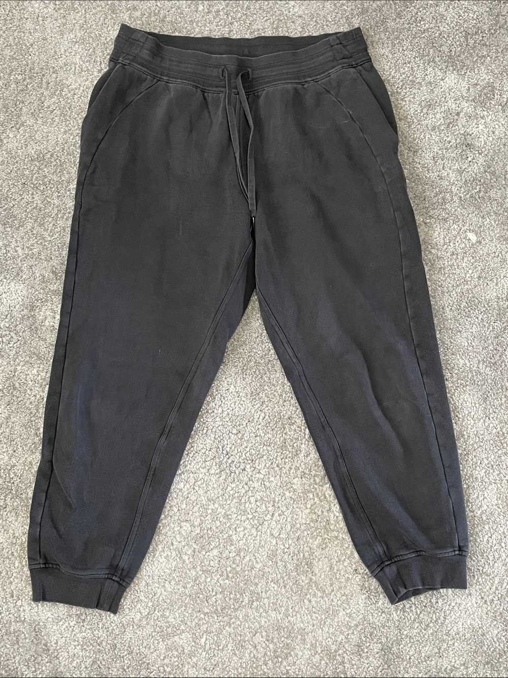 VGC Lululemon Scuba Jogger - Black - Size 10